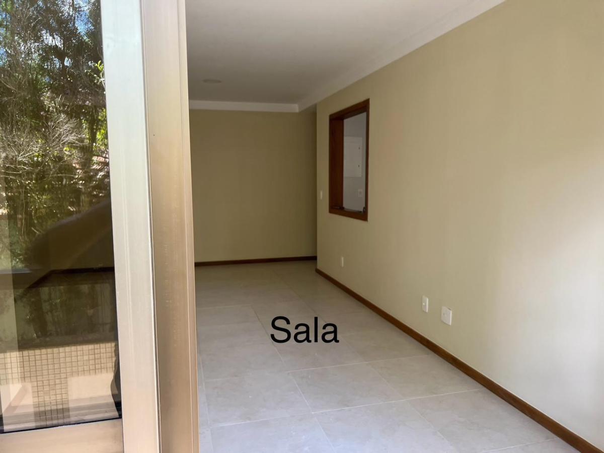 Apartamento à venda com 3 quartos, 105m² - Foto 2