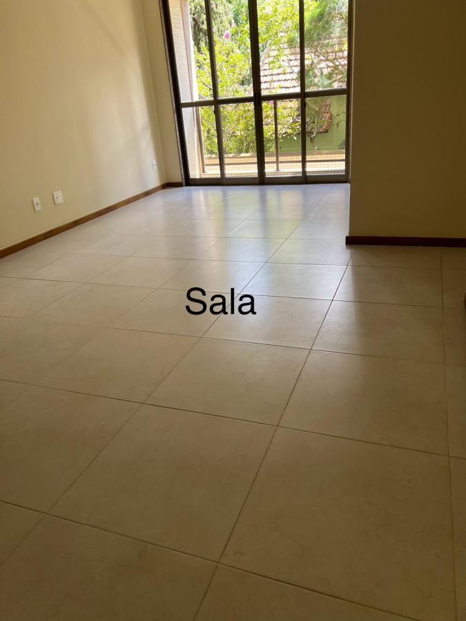 Apartamento à venda com 3 quartos, 105m² - Foto 4