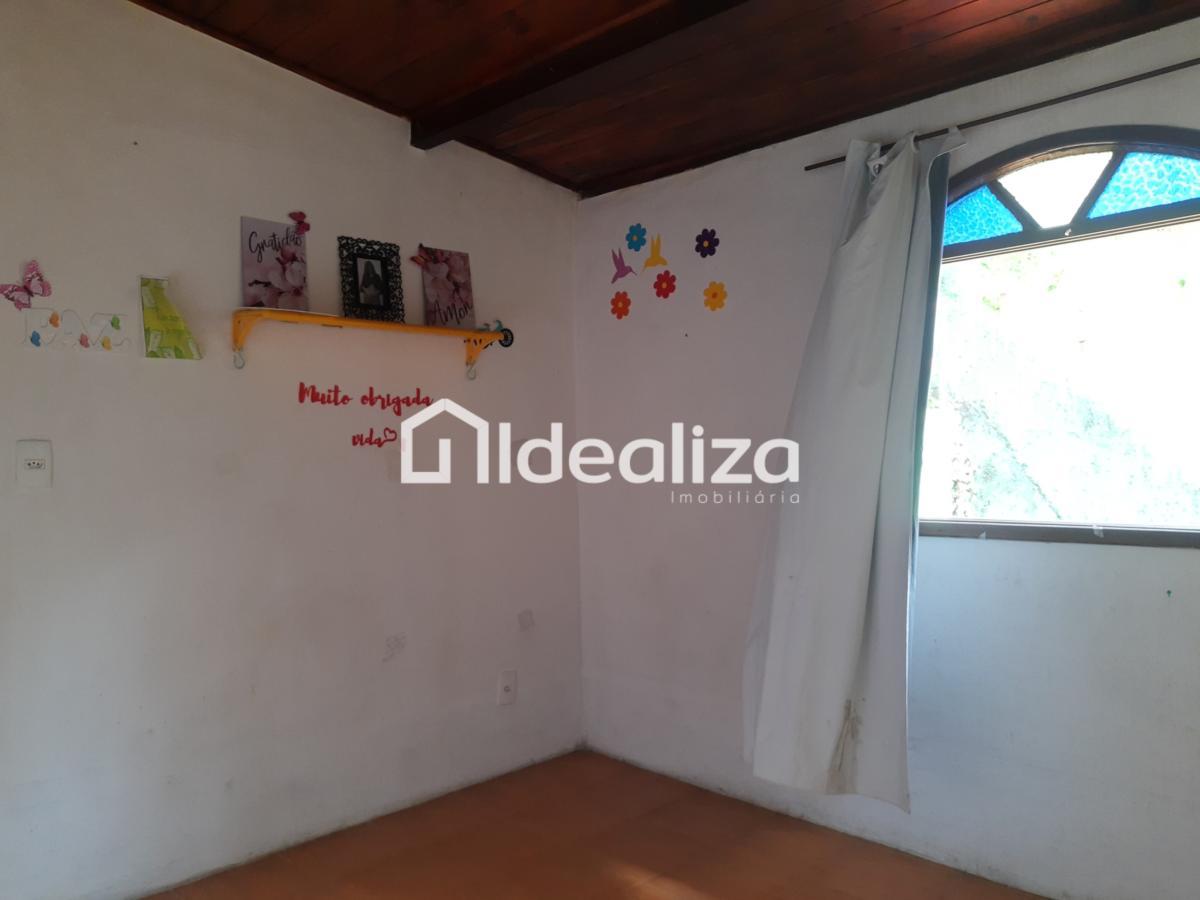 Casa à venda com 4 quartos, 185m² - Foto 37