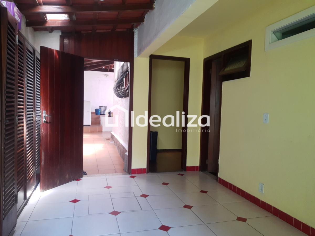 Casa à venda com 4 quartos, 185m² - Foto 40