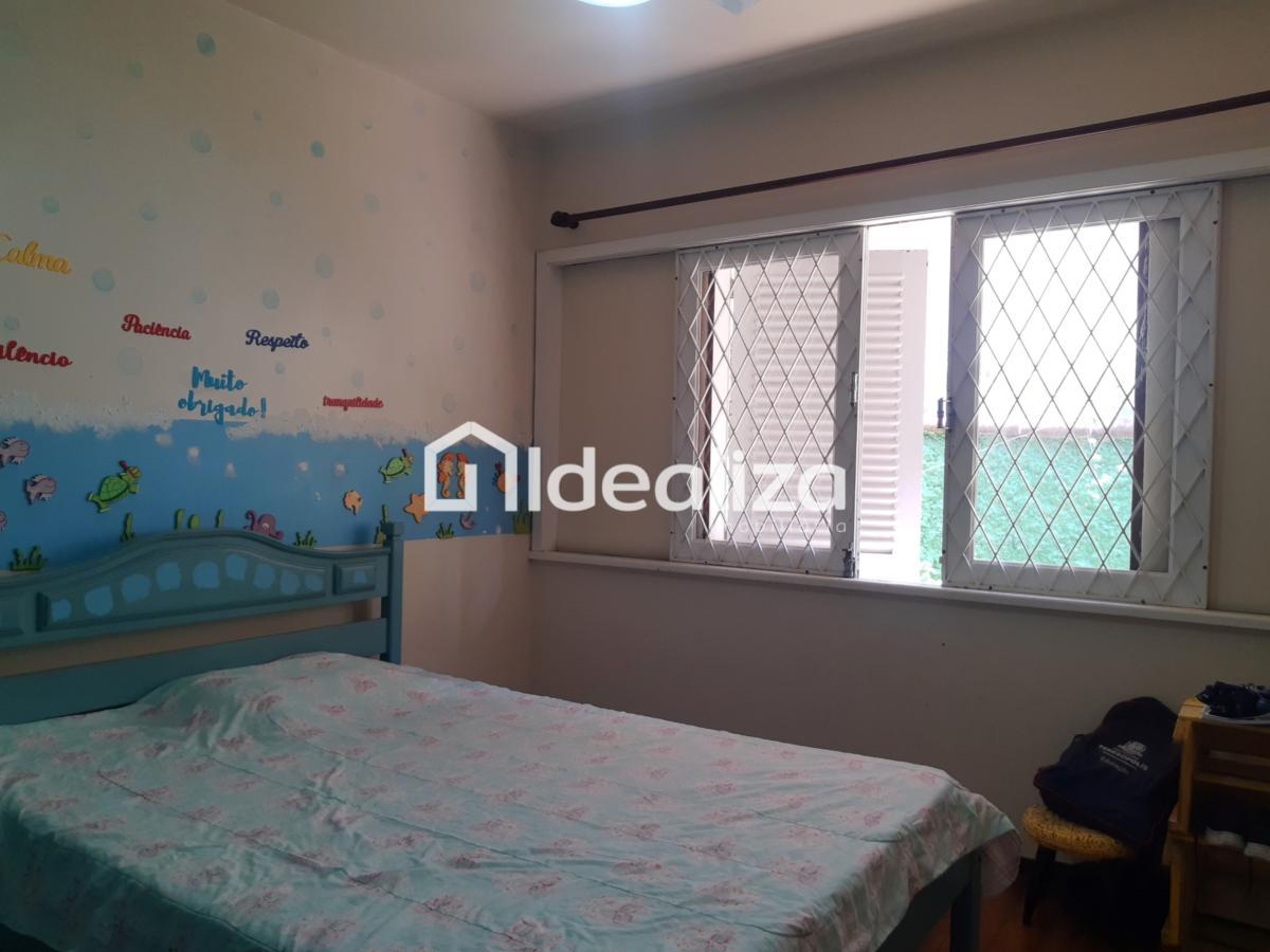 Casa à venda com 4 quartos, 185m² - Foto 19