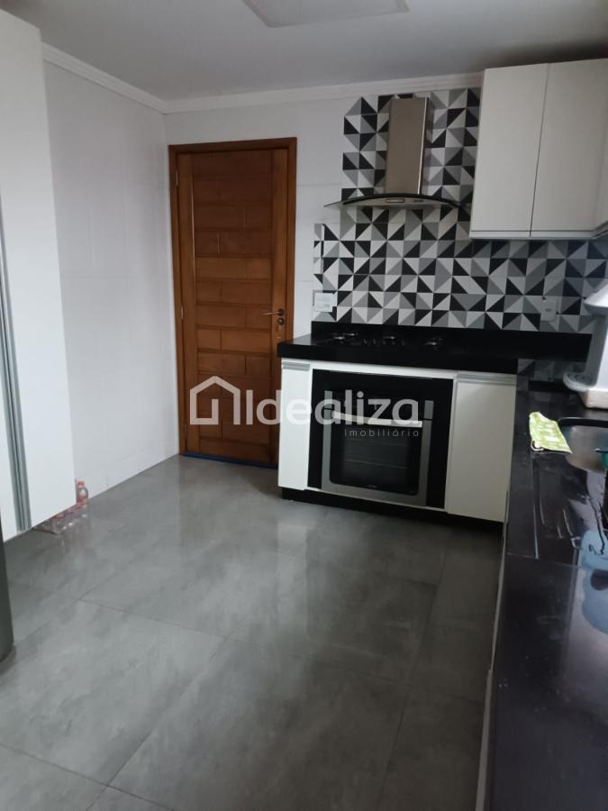 Casa à venda com 3 quartos, 219m² - Foto 6