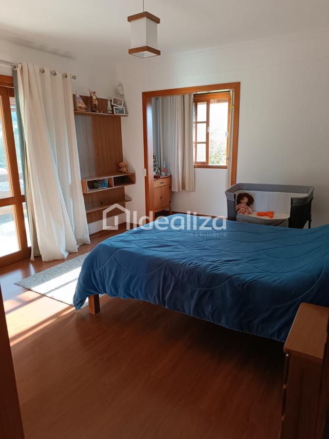 Casa à venda com 3 quartos, 219m² - Foto 13