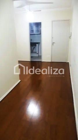 Apartamento à venda com 1 quarto, 40m² - Foto 2