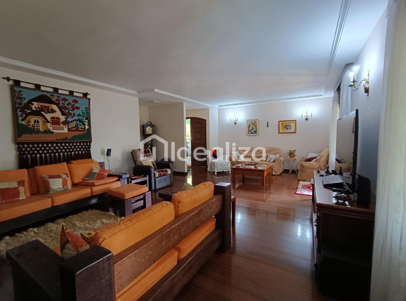 Casa à venda com 5 quartos, 280m² - Foto 20