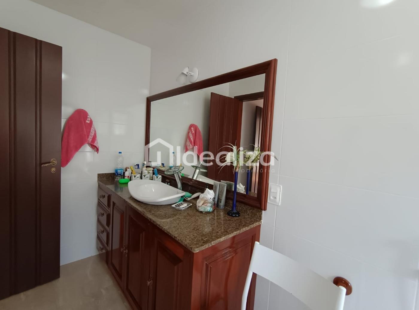 Casa à venda com 5 quartos, 280m² - Foto 40