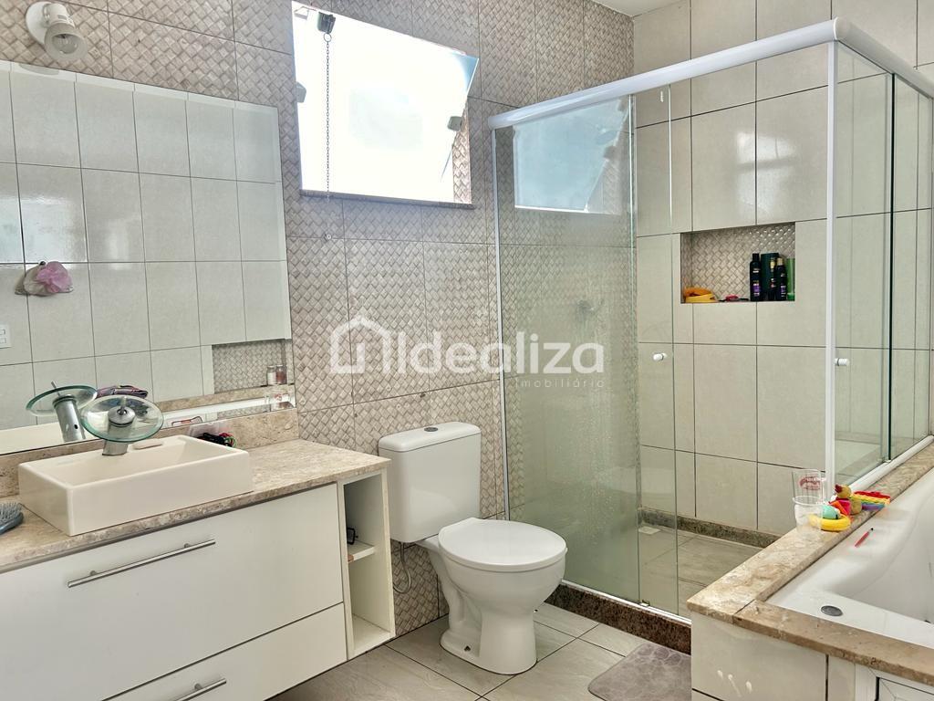 Casa à venda com 4 quartos, 560m² - Foto 24