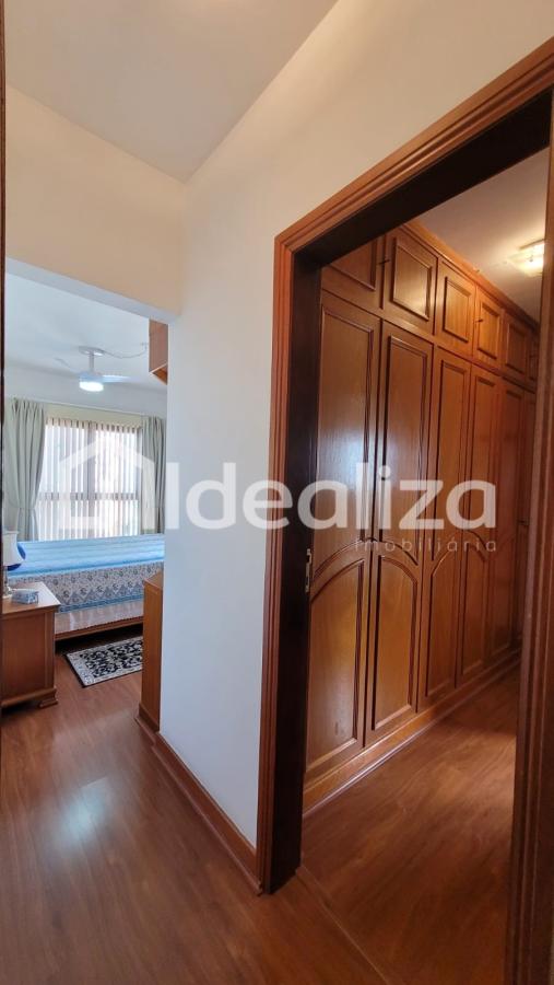 Apartamento à venda com 4 quartos, 257m² - Foto 20