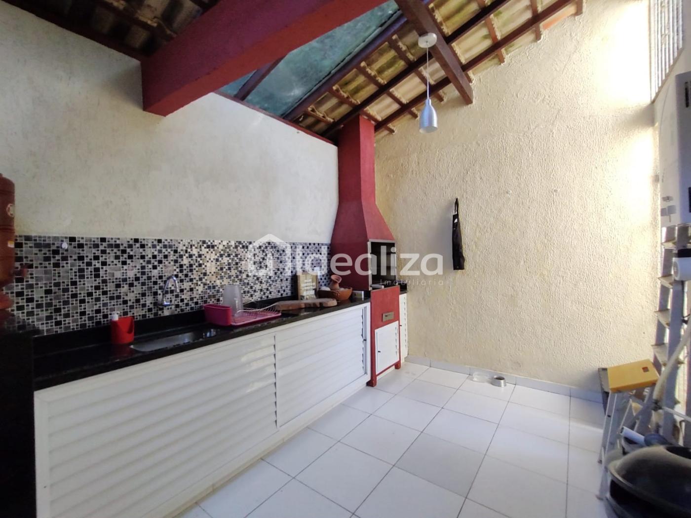 Casa à venda com 2 quartos, 103m² - Foto 27