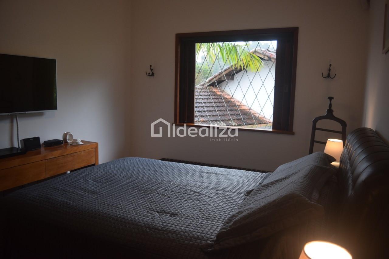 Casa à venda com 3 quartos, 428m² - Foto 12