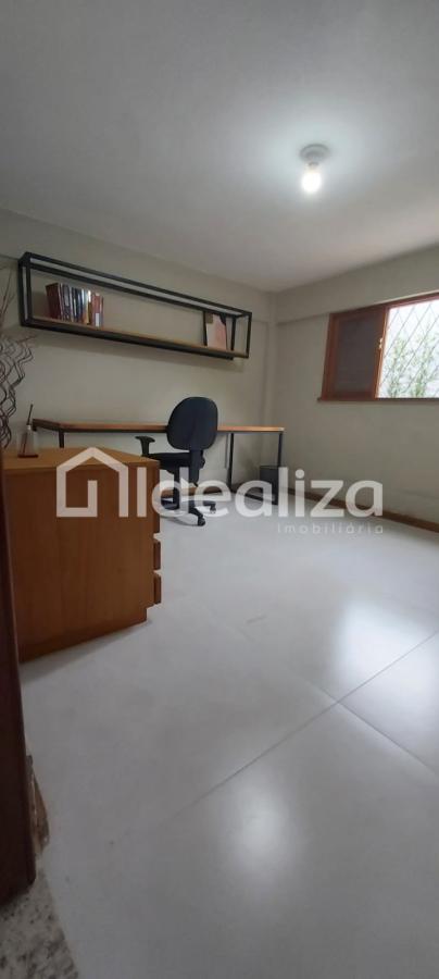 Casa à venda com 3 quartos, 428m² - Foto 45